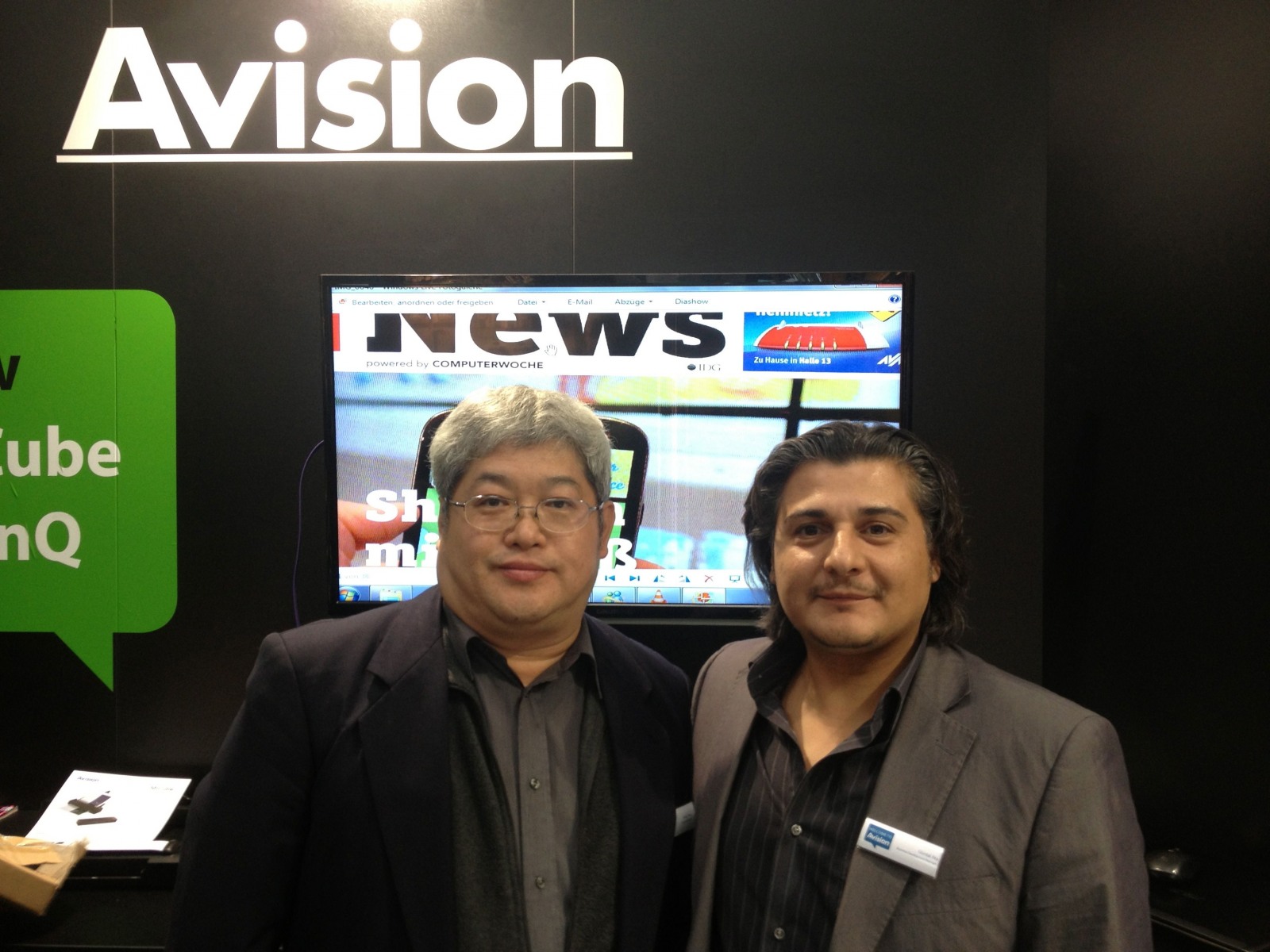 "Viele Fachhändler haben sich bei uns über die neuen Scanner-Lösungen informiert. Die Frequenz war sehr hoch": Andy Chu und Gürdal Ata, beide von Avision.