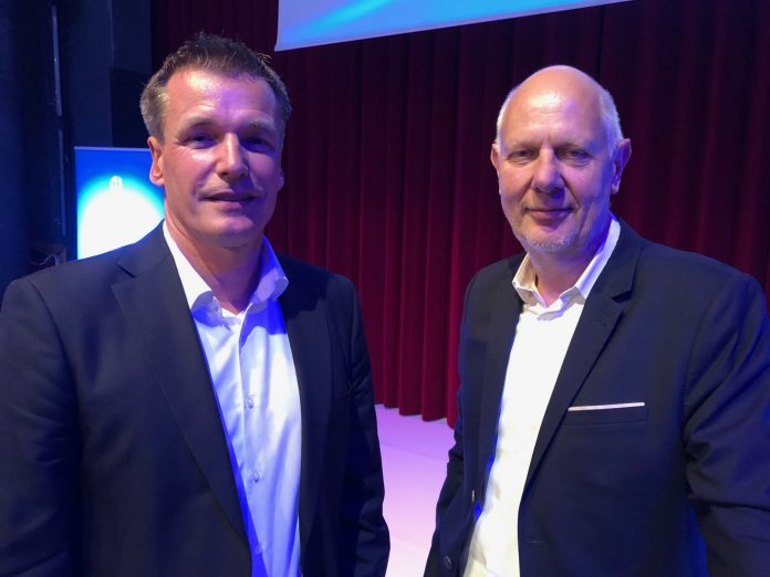 ComLine-Geschäftsführer Harald Rapp (links) mit Zukunftsforscher Matthias Horx
