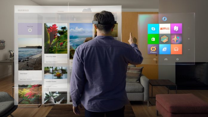 Hololens von Microsoft: Großes Interesse an VR-Brillen
