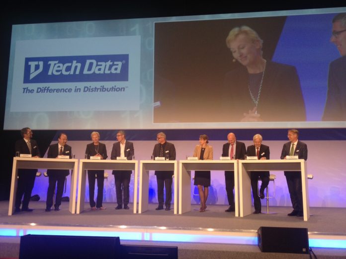Die hochkarätig besetzte Expertenrunde auf dem dritten Kongress von Broadliner Tech Data