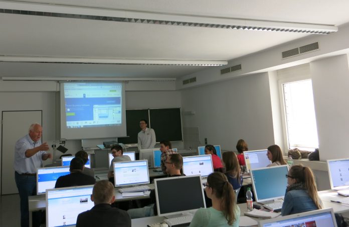 Software-Anbieter TecArt unterstützt die Fachhochschule Erfurt mit einer Cloud-Losung.