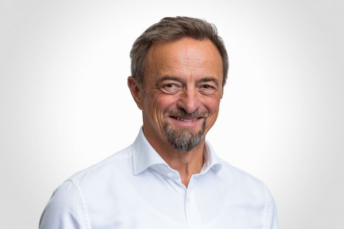 Karl Tucholski, Managing Director Germany & Austria, Prime Computer